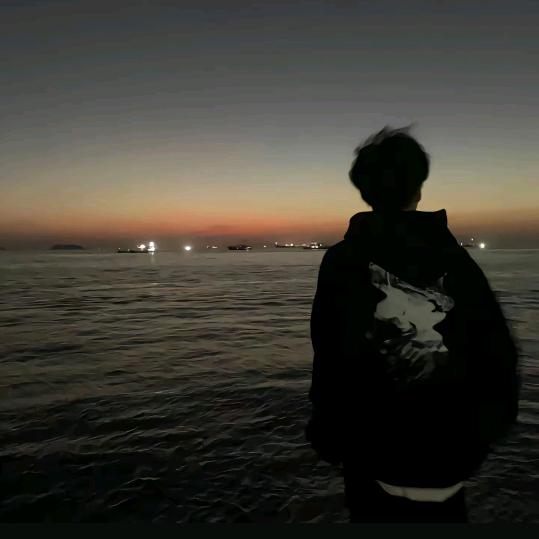 一介俗人ꫀꪝ