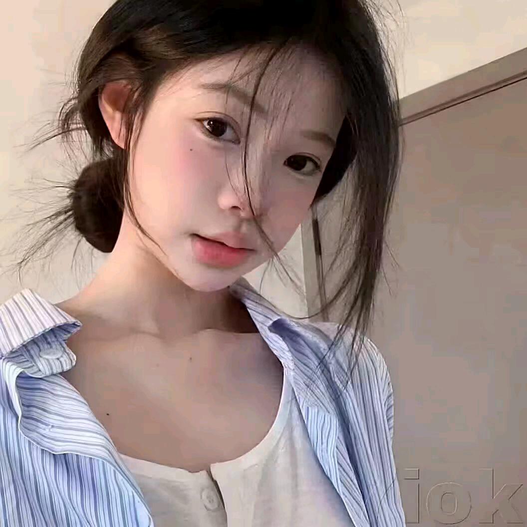 许妍妍^