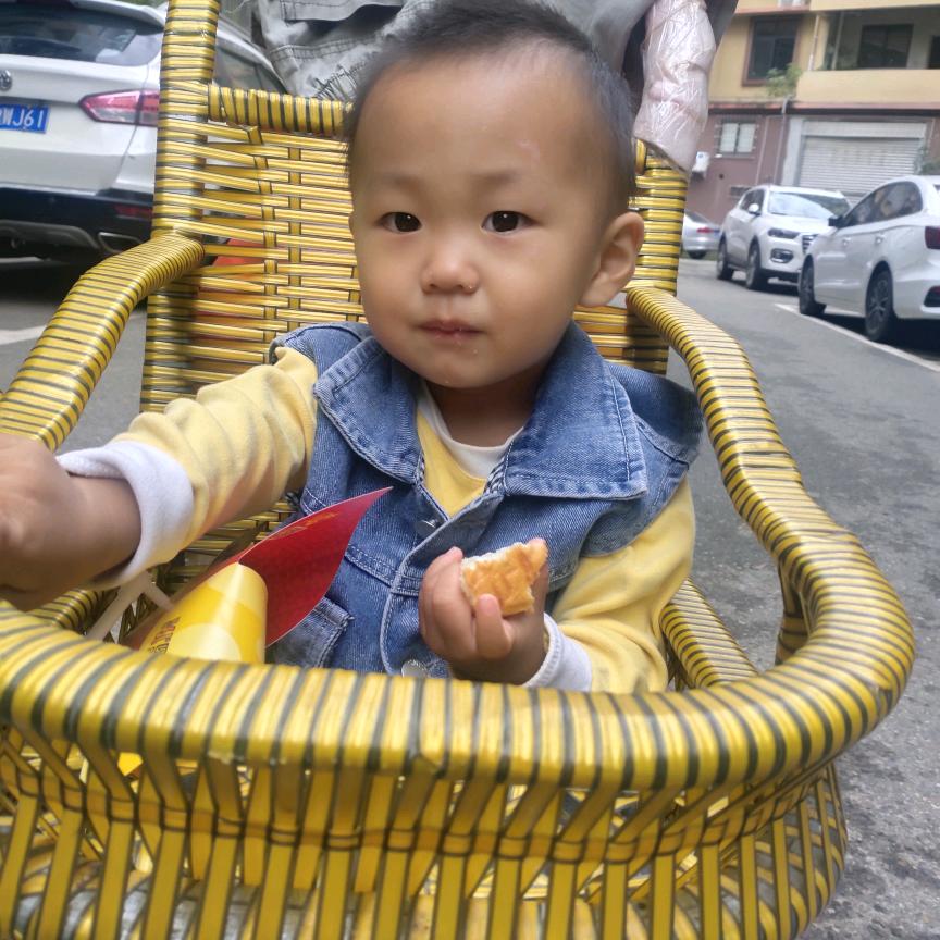 小晋，