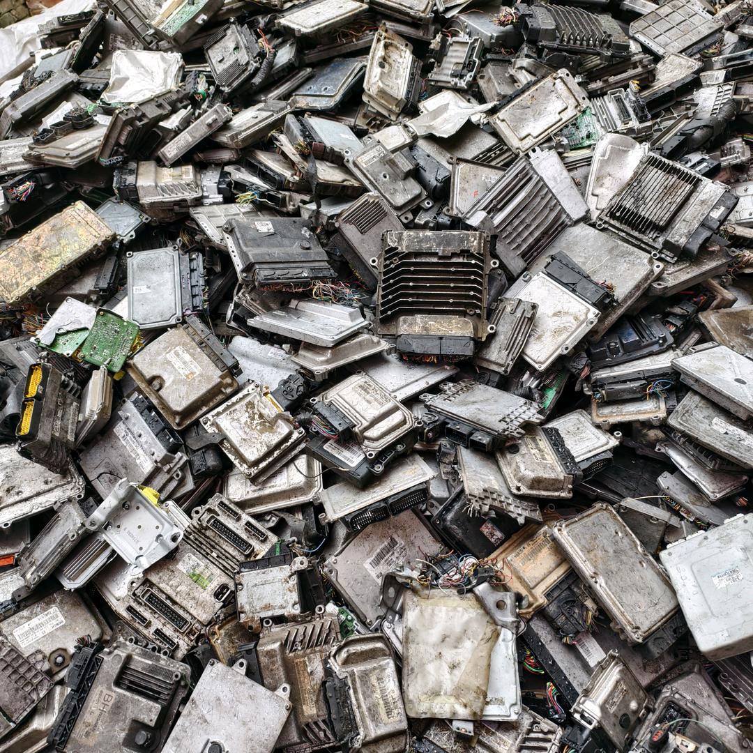 专业回收汽车电脑盒-啊亮