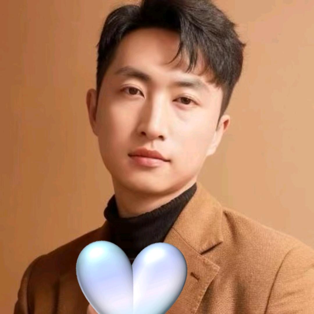 爱练字的王小楷