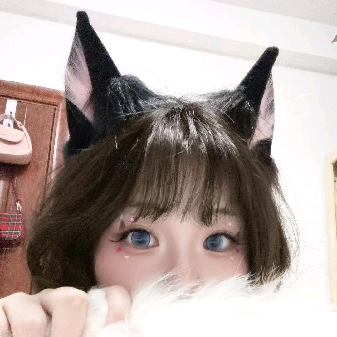 火辣蝎子姐在灶台调戏酥软小蟑螂