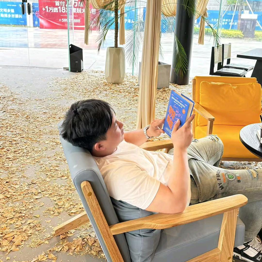 杨华斌