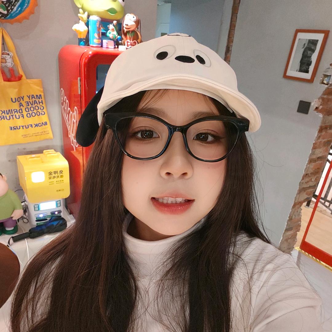 啾啾Oo