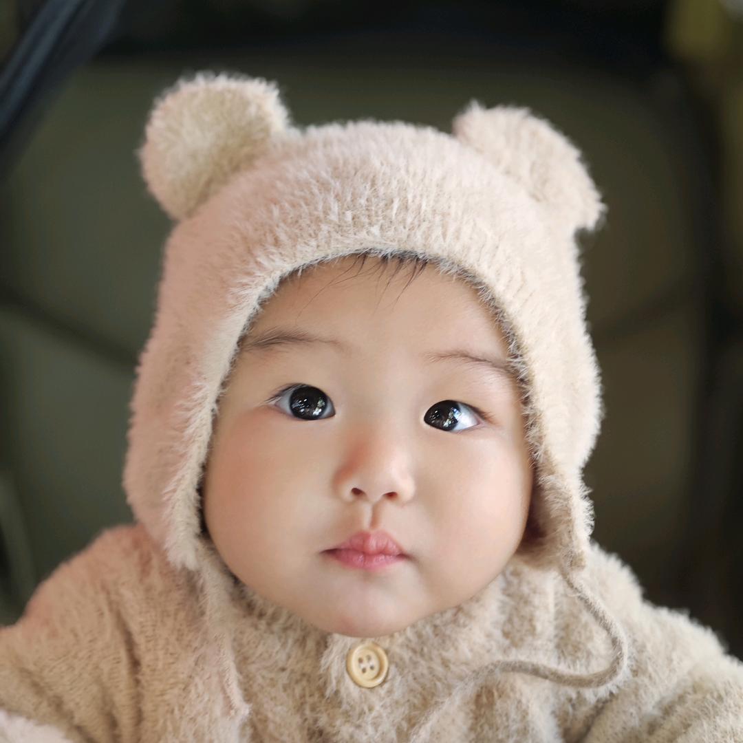 牵着蜗牛的月旅人