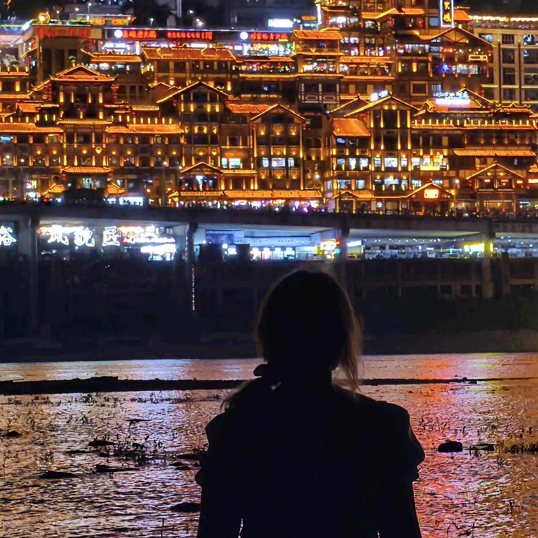 江梦墨兮（见过17岁的穆祉丞版）