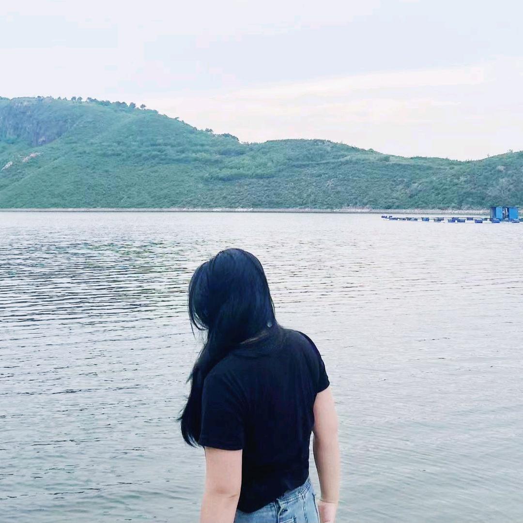 只会比耶✌