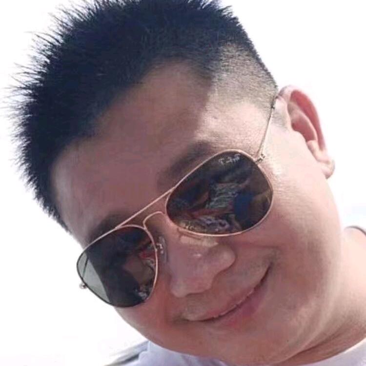 鸿美眼镜