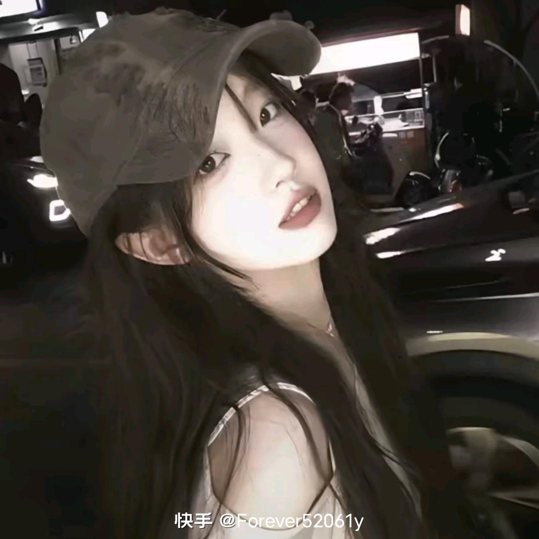 王奴娇草莓🍓爱ᥫ᭡