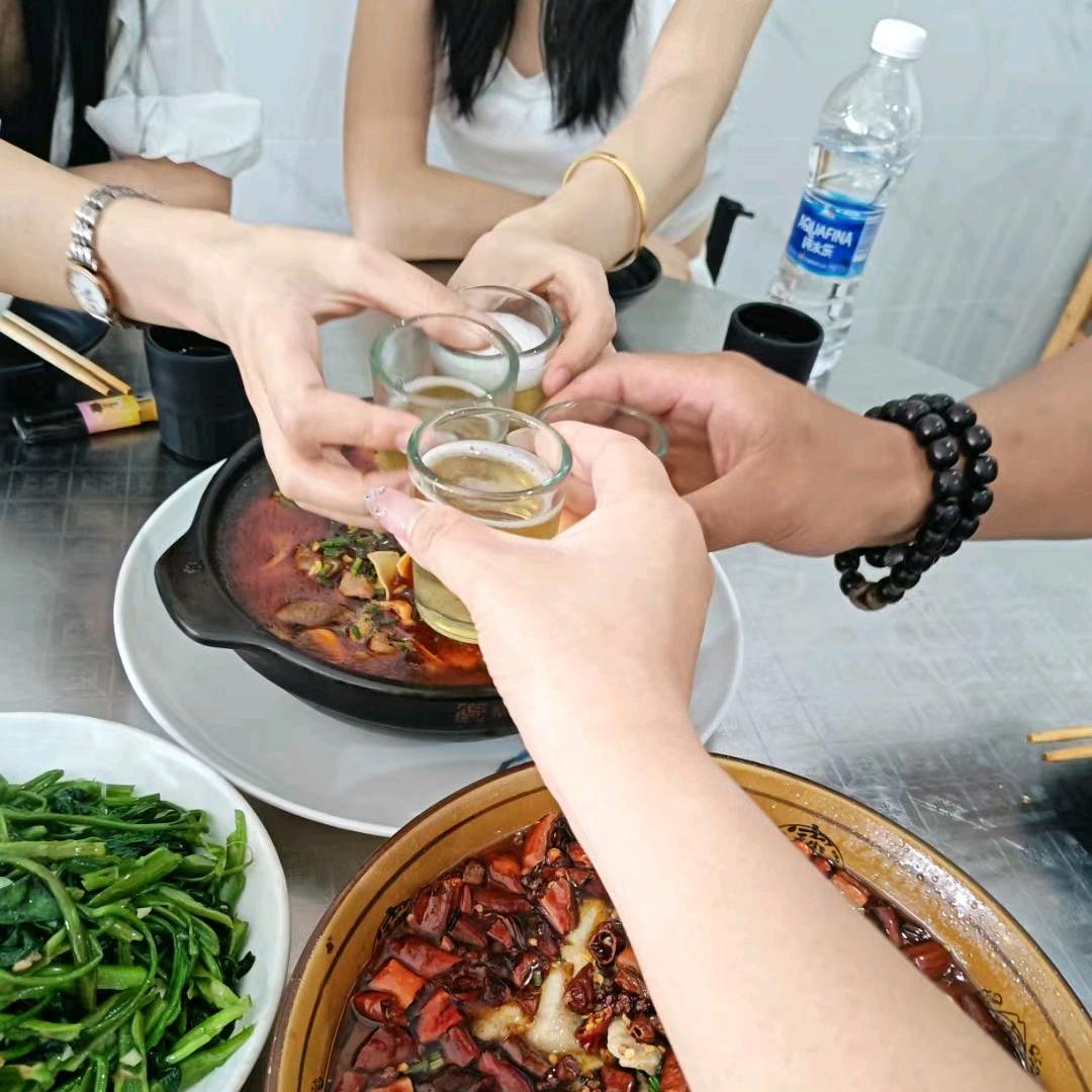 369地摊烤肉(乡坝头二哥）