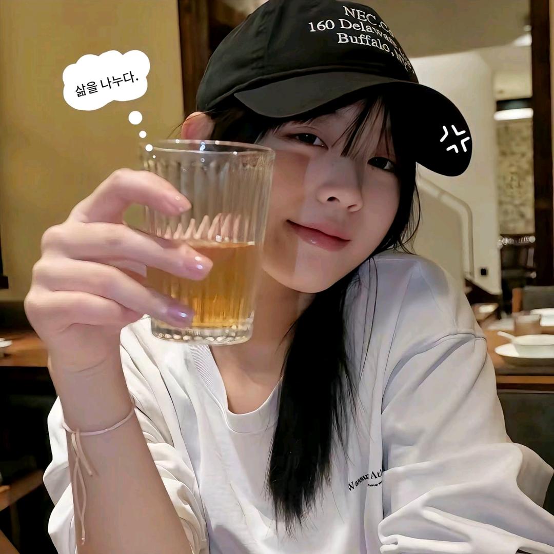 ✨໑ຼₒ₂₅ღ小姐姐✨