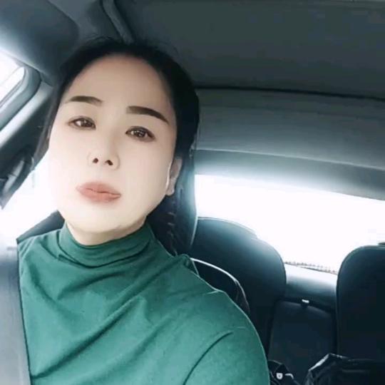 多笑笑