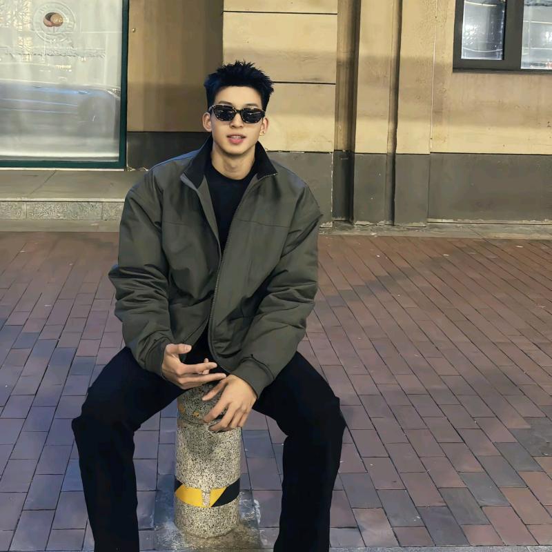 理想很丰满现实很骨感