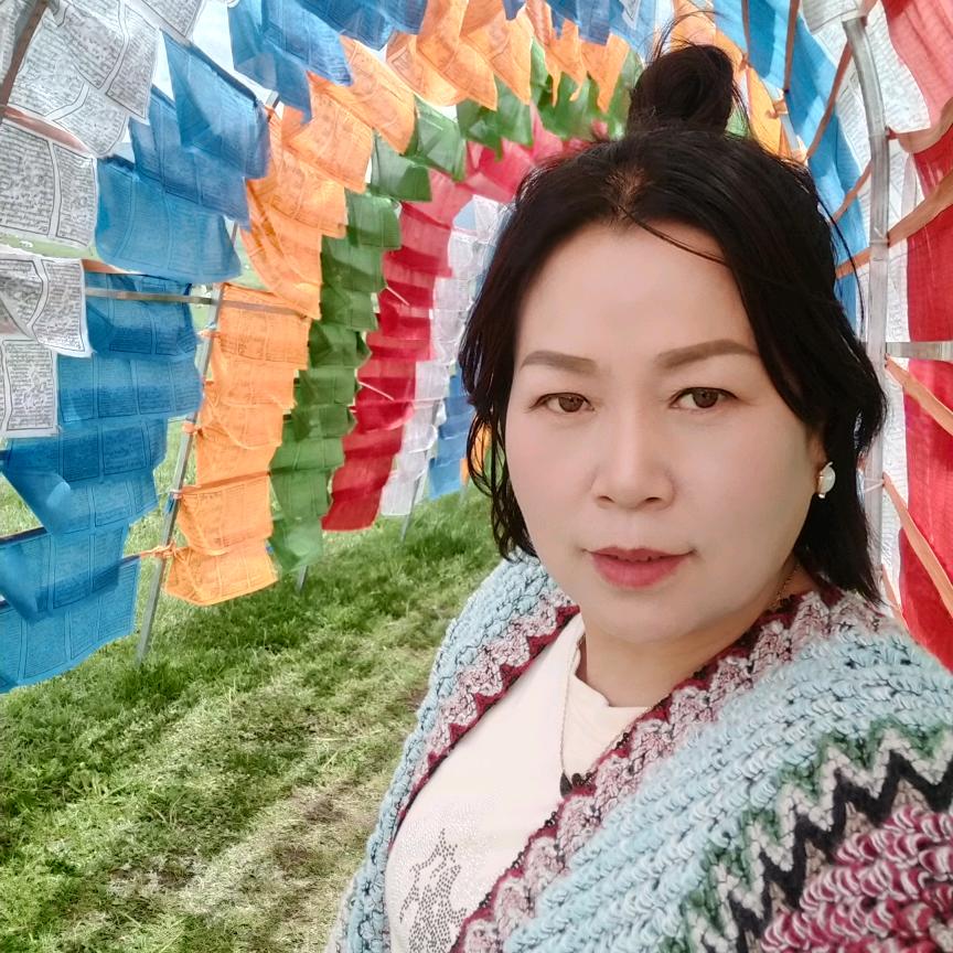 清洁白合花