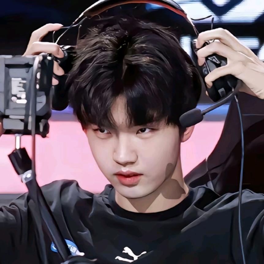 周诣涛的dog（追随周哥一生版）