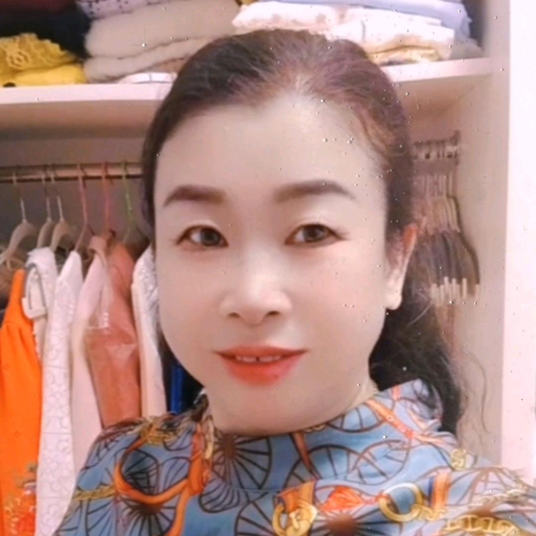 美铃，好物在橱窗