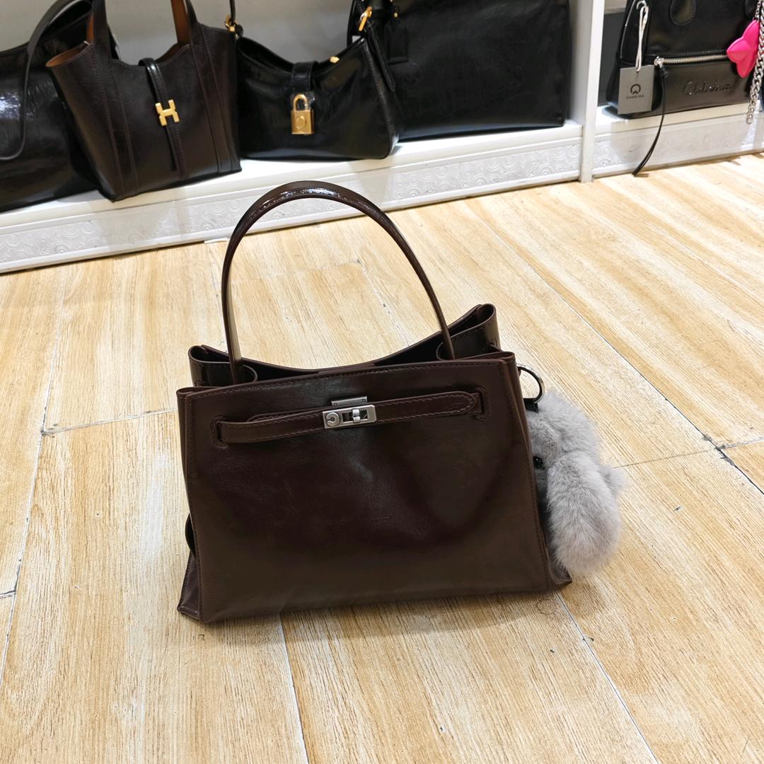 百伊轻奢女包