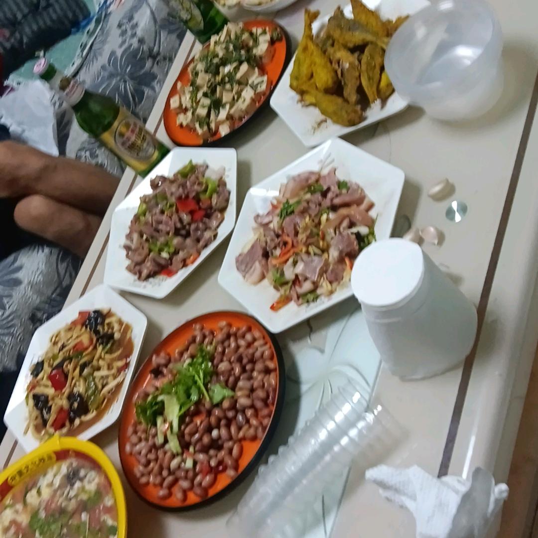 玉姐姐首播，晚上《22:10》