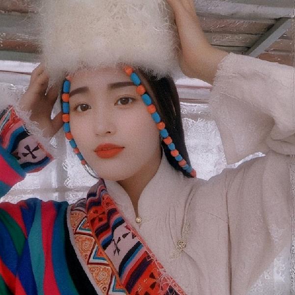 开心女孩👧