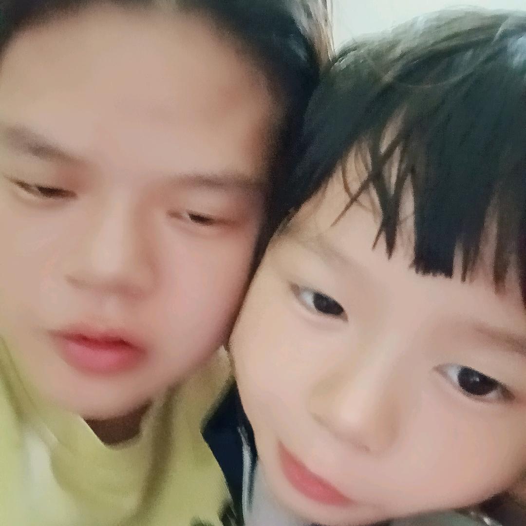 伤心💔只有心痛