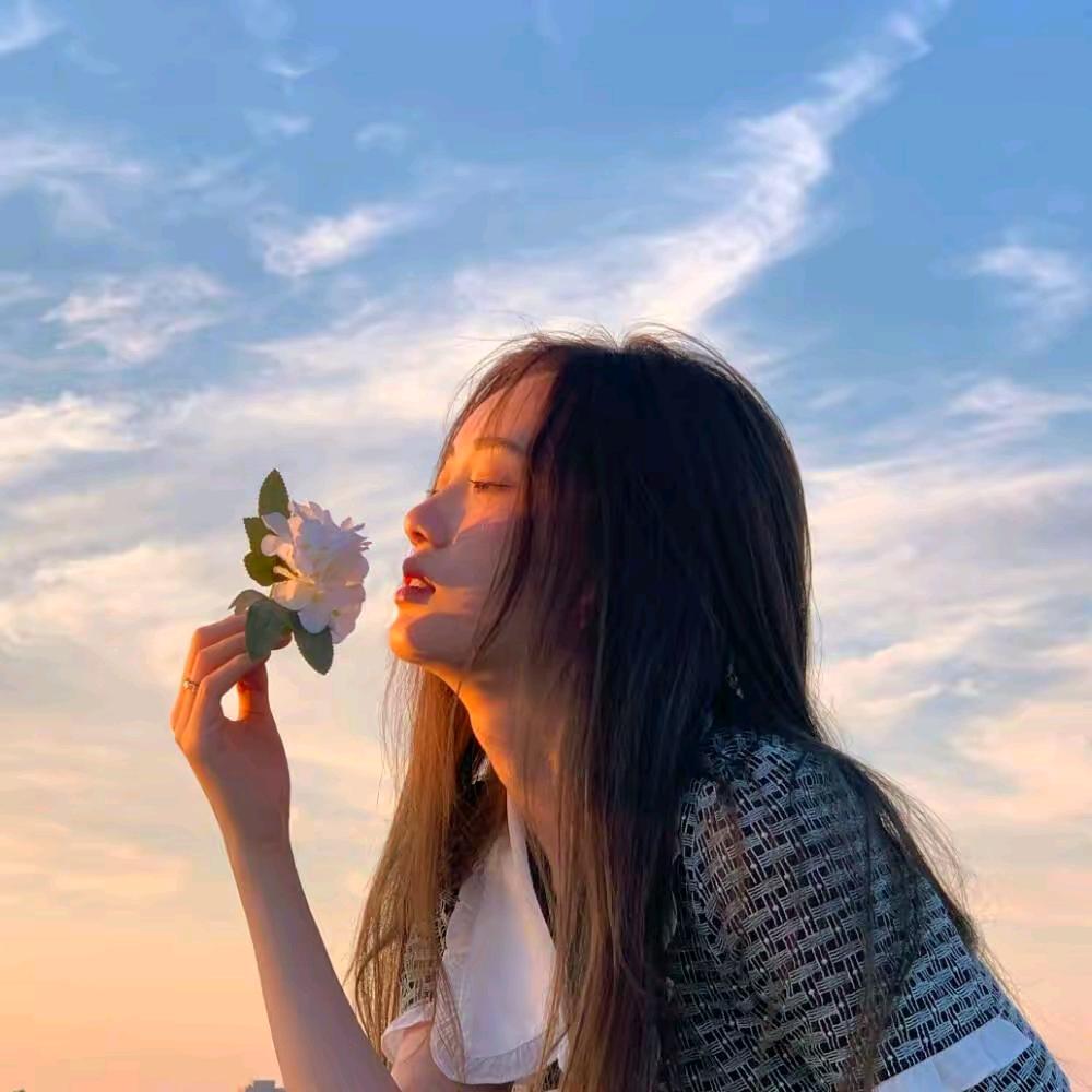 莹莹🎈