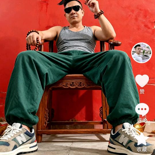 。。。。。。。228833