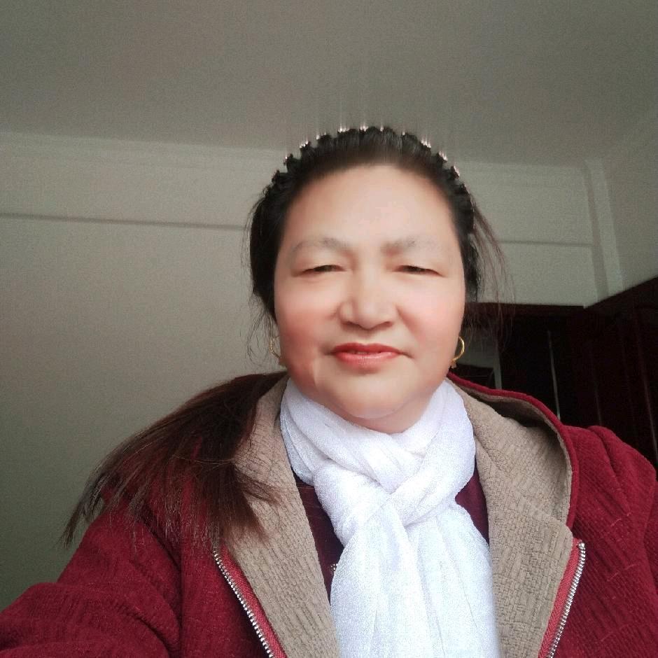 陈大姐睌七点半主播