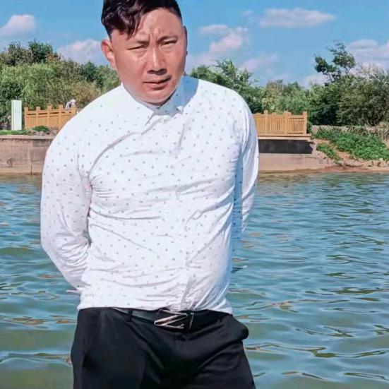 微笑爱你一生一个人生活