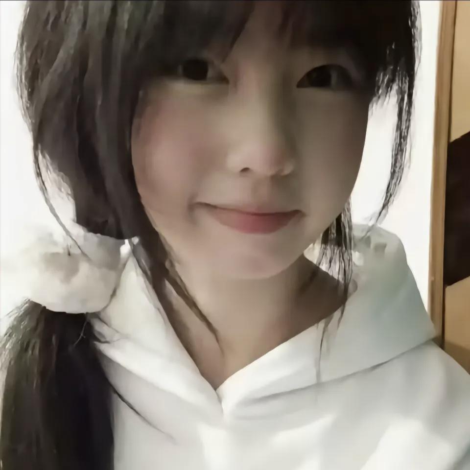 乔伊✧(≖ ◡ ≖✿)