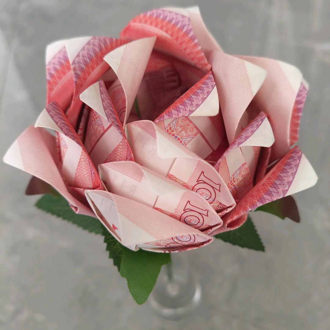 翠玉！🌹开❤️每一天🌹！