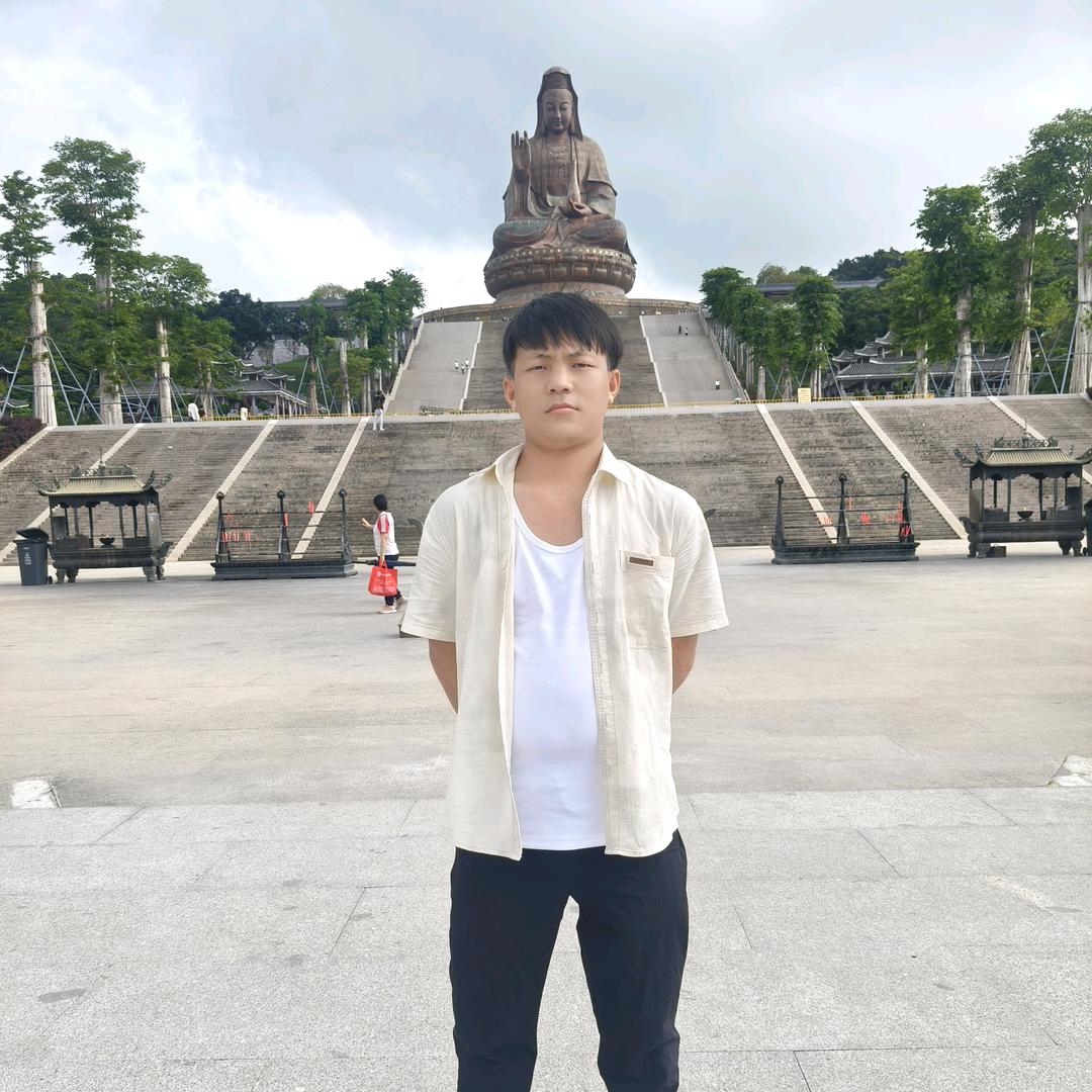 阿洪努力中