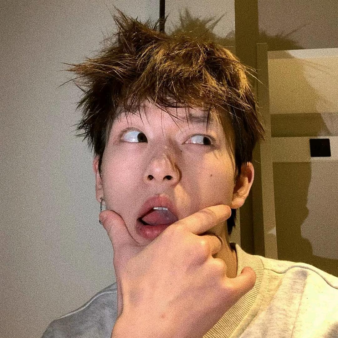 小帥👾