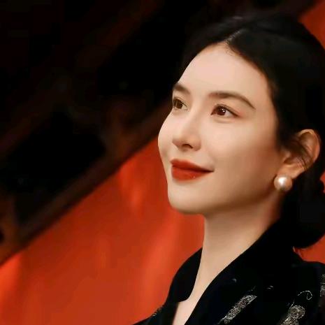 李星儿（精致穿搭）