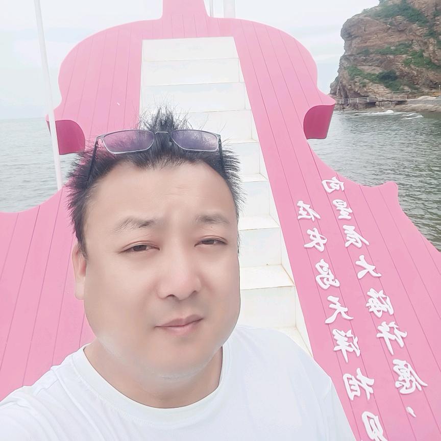 石头哥（李华粥棚）