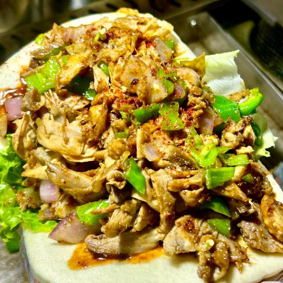 烤鸭夹馍/里脊肉卷饼