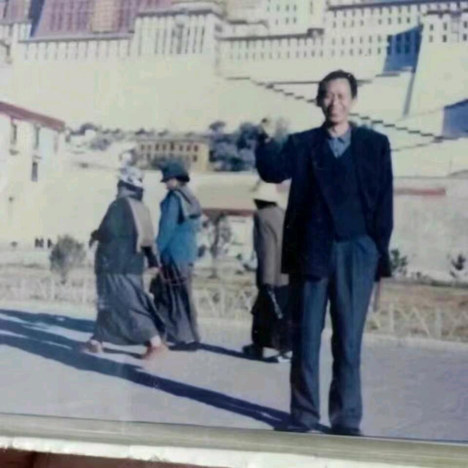 丹阳守墓人
