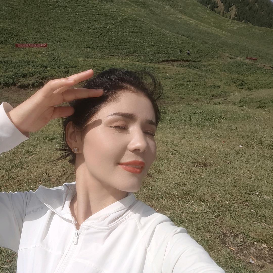 ﮼不会撒娇的女人