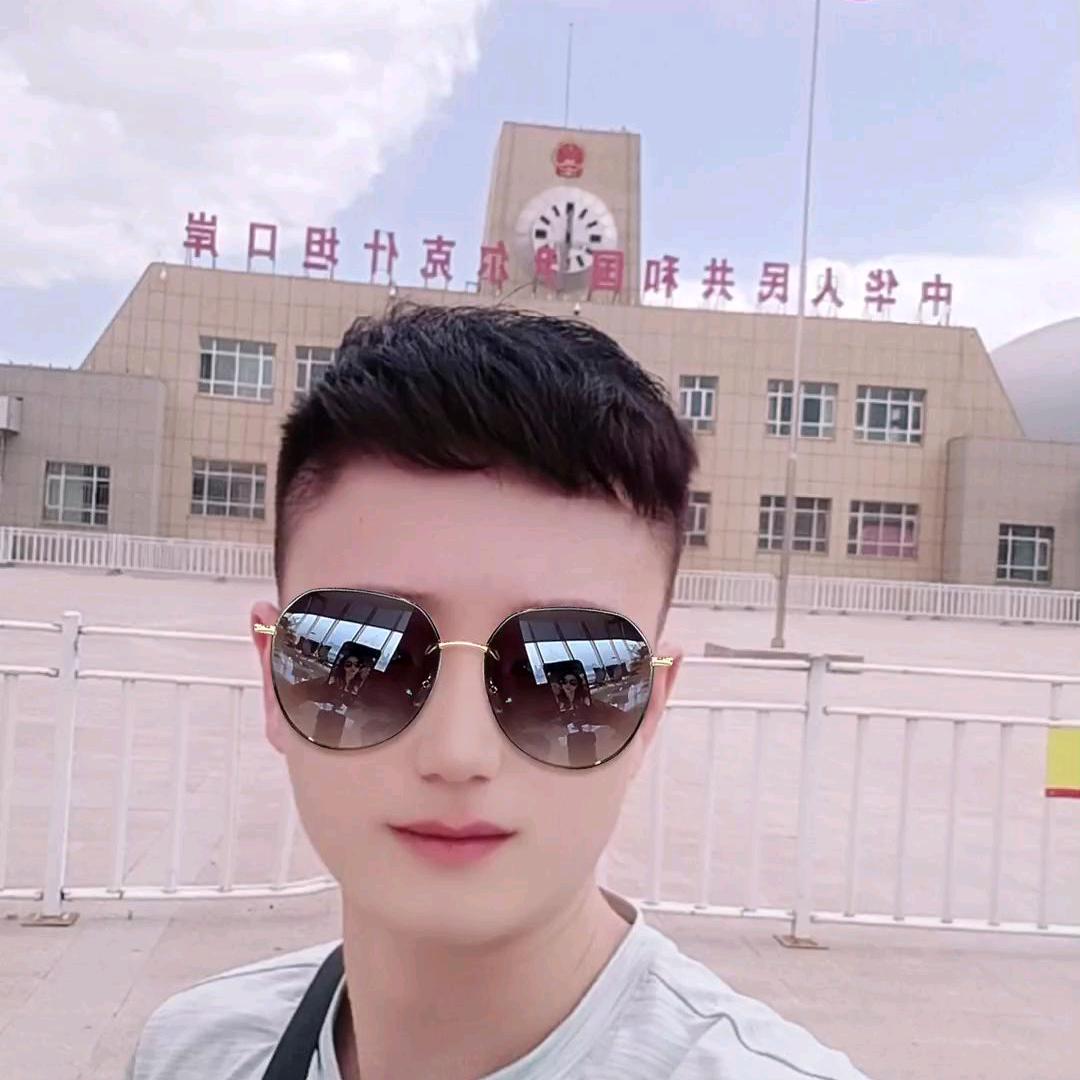 🇨🇳范一心🇰🇬