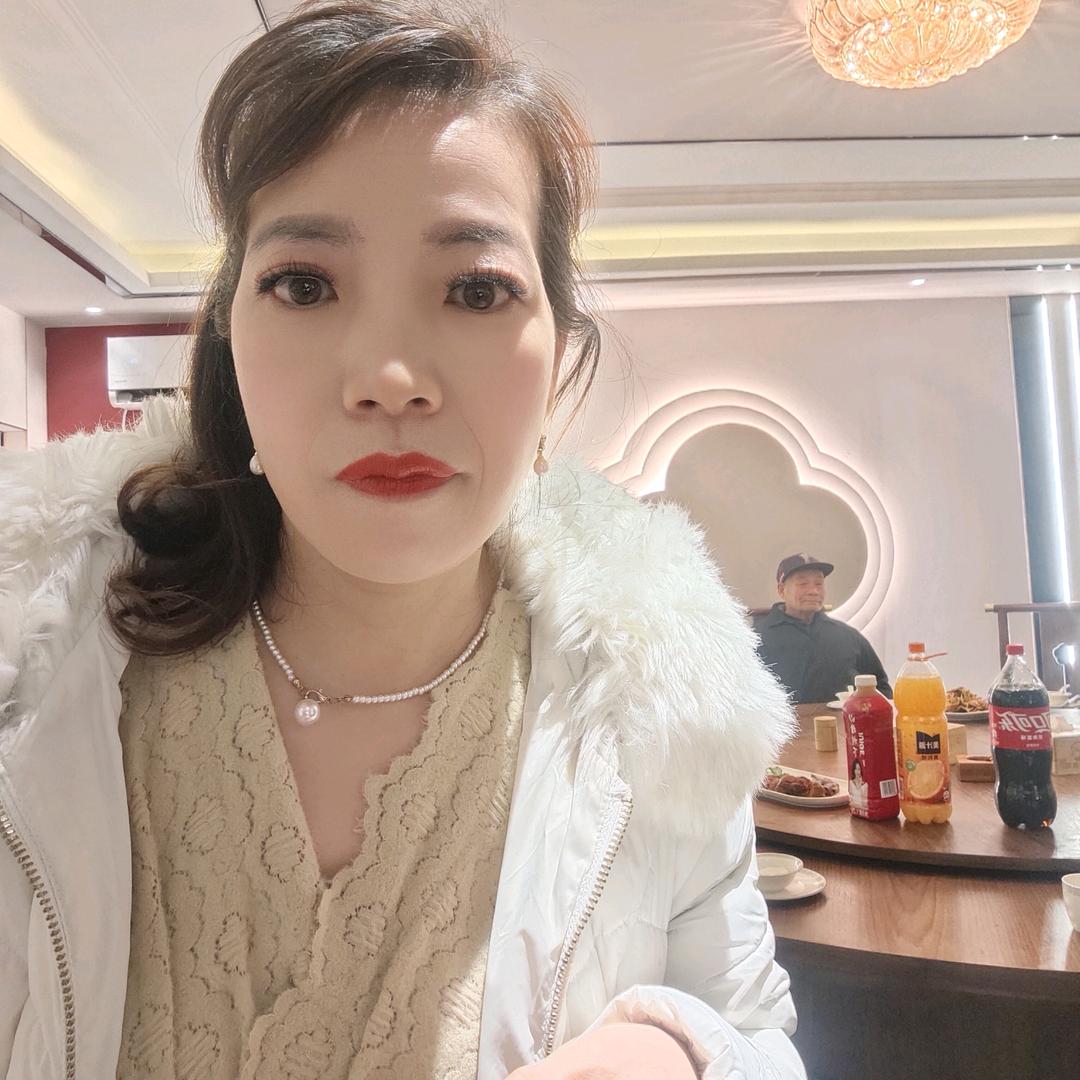 小孟华擀面皮，罗二姐，不定时直播