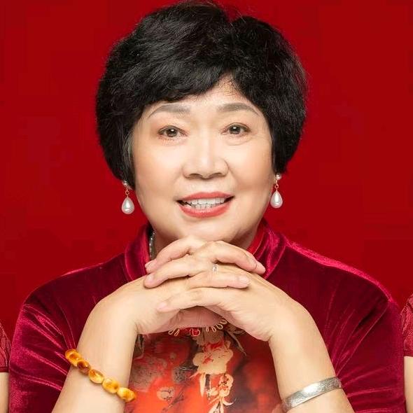 小脚表姐春风渡
