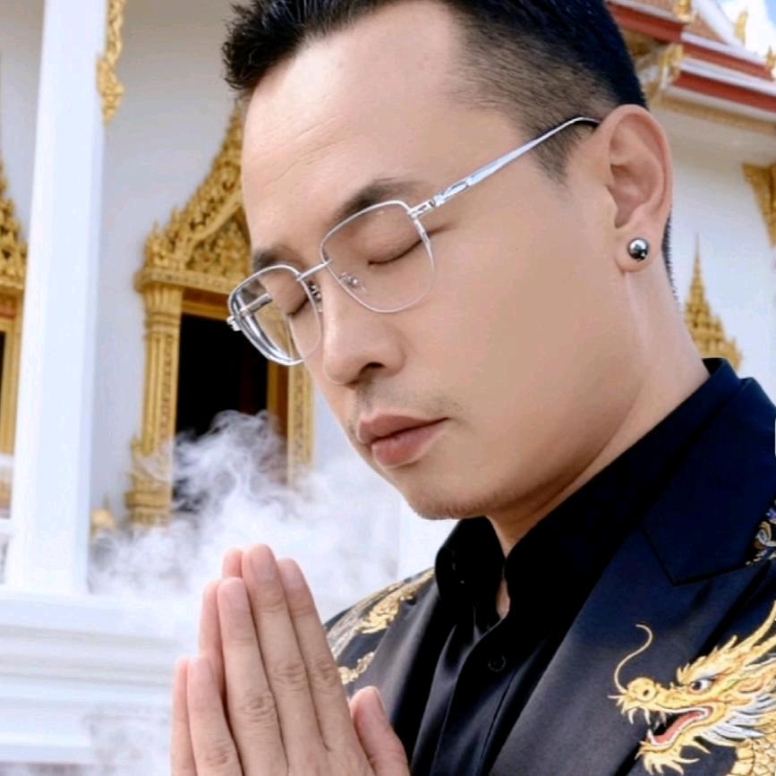 小刚♬ ♬