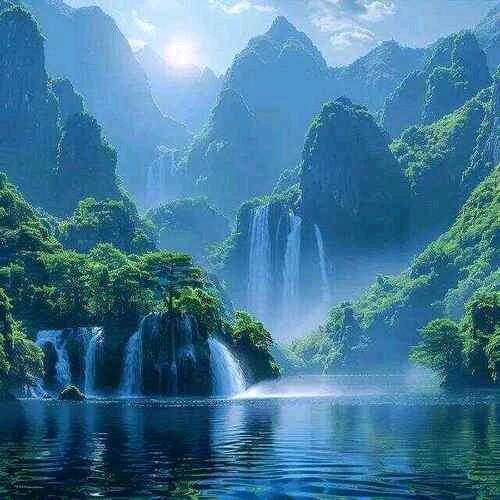 LUO(｡･ω･｡)ﾉ♡