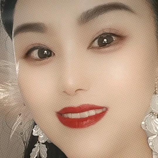 瑛子