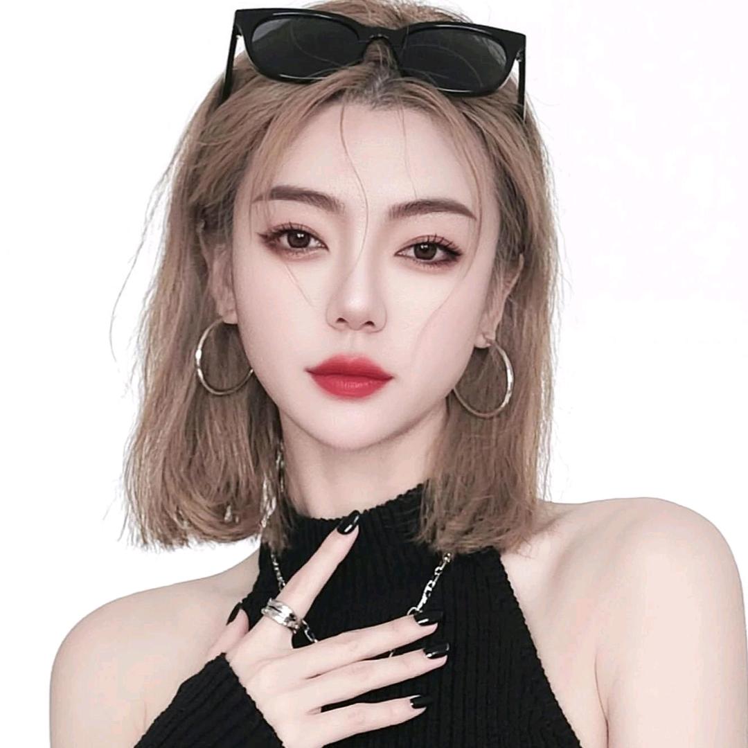L⊹꙳✧˖iu 祉含