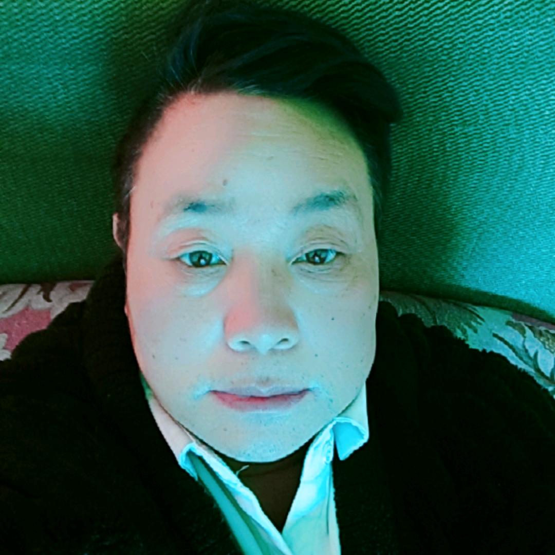 帅哥美女嗨起来吧🎸🎤🎺🎻🎼🎹