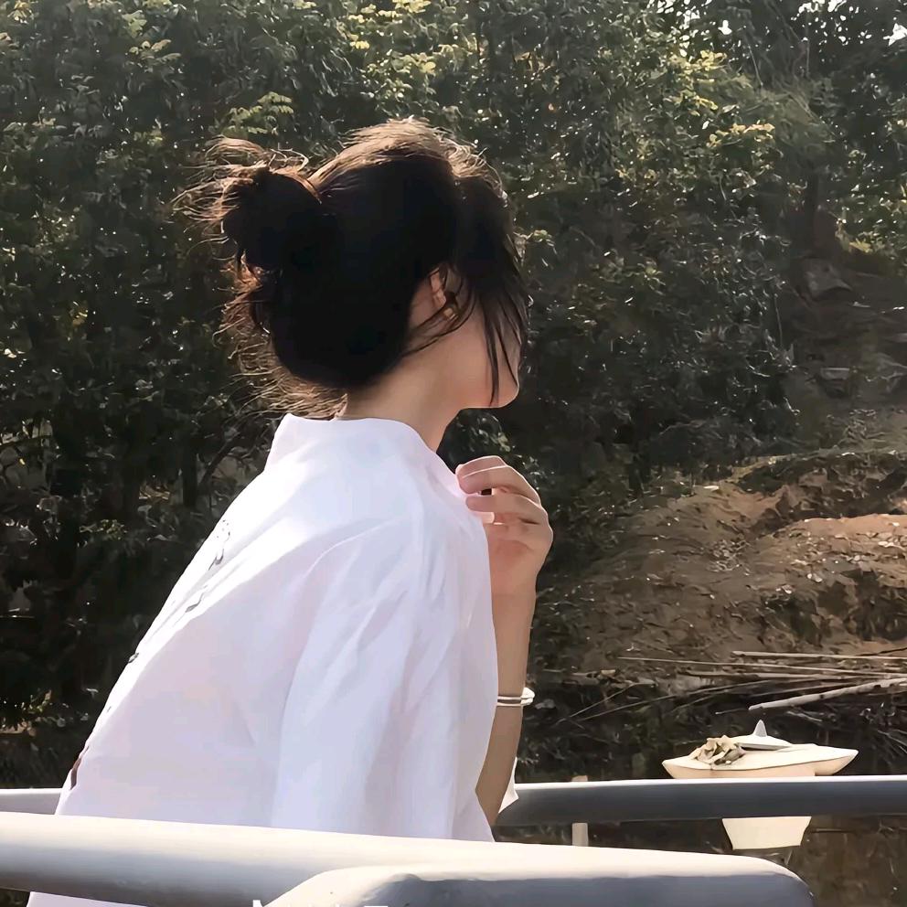 偷喝奶茶🍺🍻