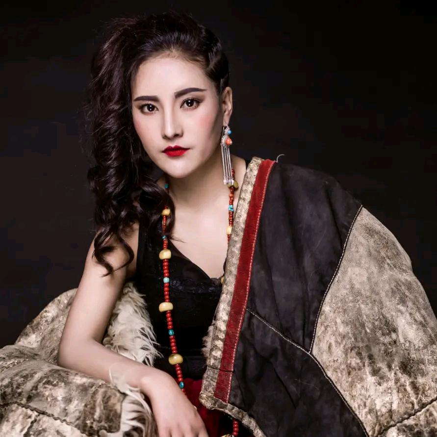 .⁴¹⁶: ᝰꫛꫀꪝ.ᥫᩣ