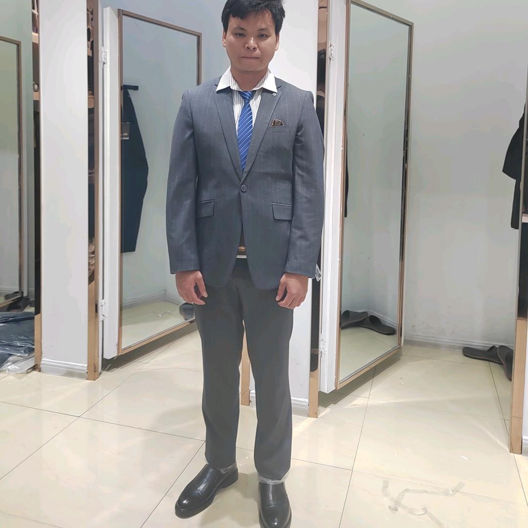 郑凯彬头像