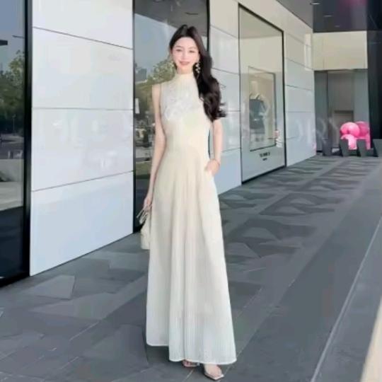 余潇潇穿搭分享