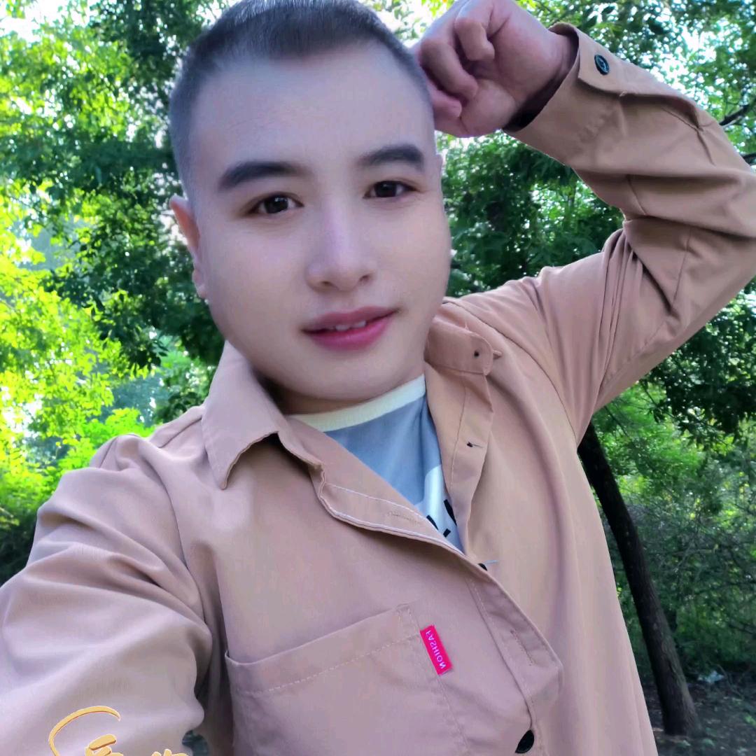 俊哥∴
